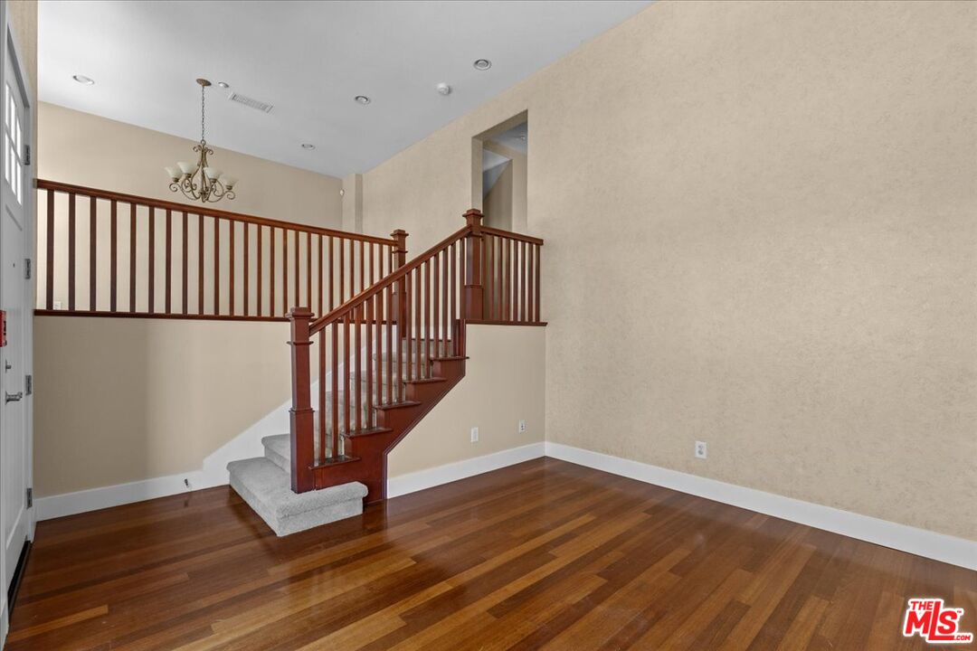 6021 Dawn CRK Unit: 6