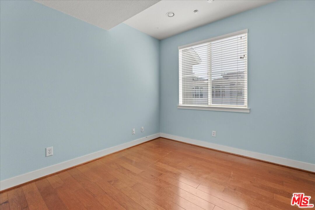 6010 Celedon Crk Unit: 5