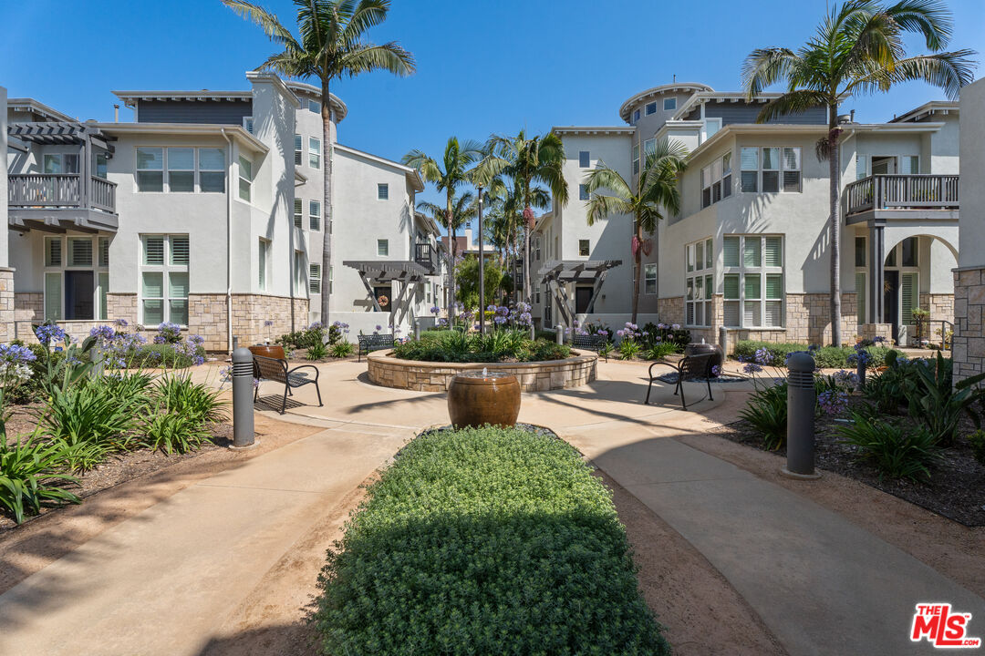 6010 Celedon Crk Unit: 5