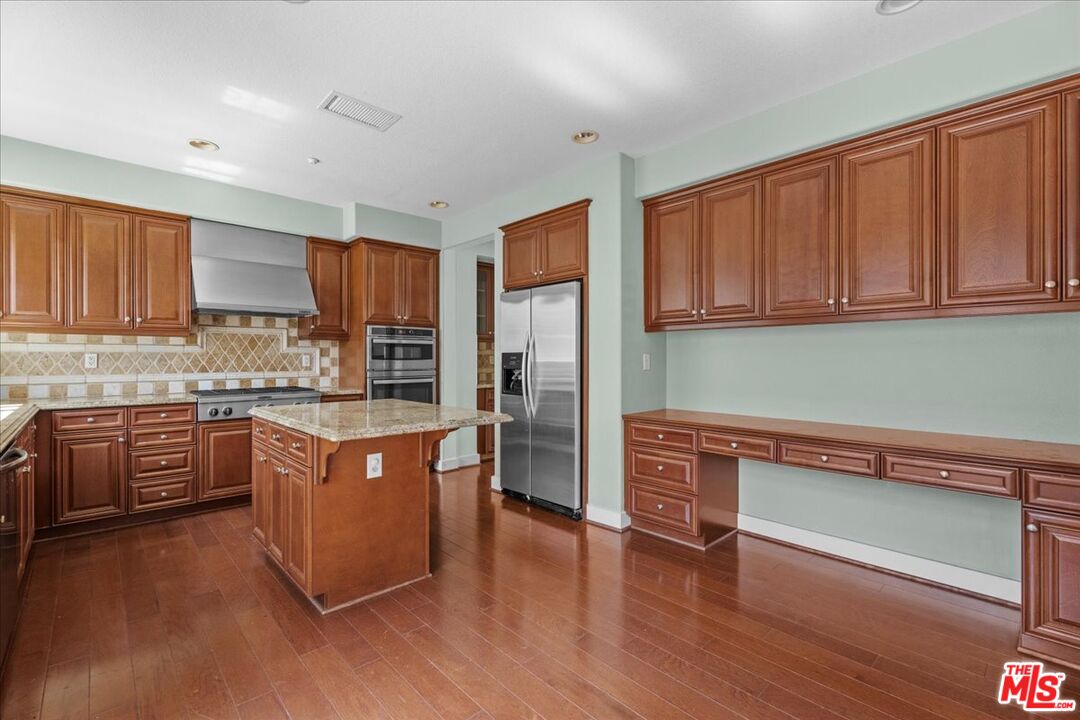 6010 Celedon Crk Unit: 5