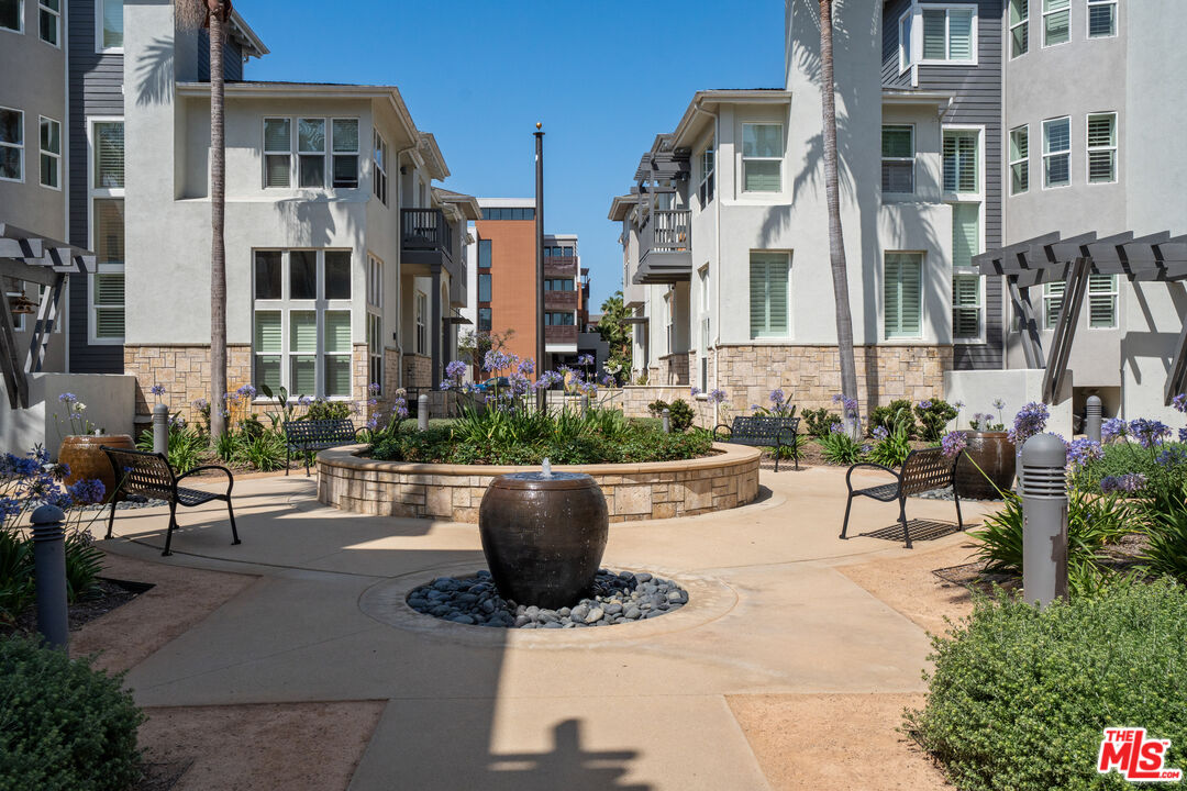 6010 Celedon Crk Unit: 5