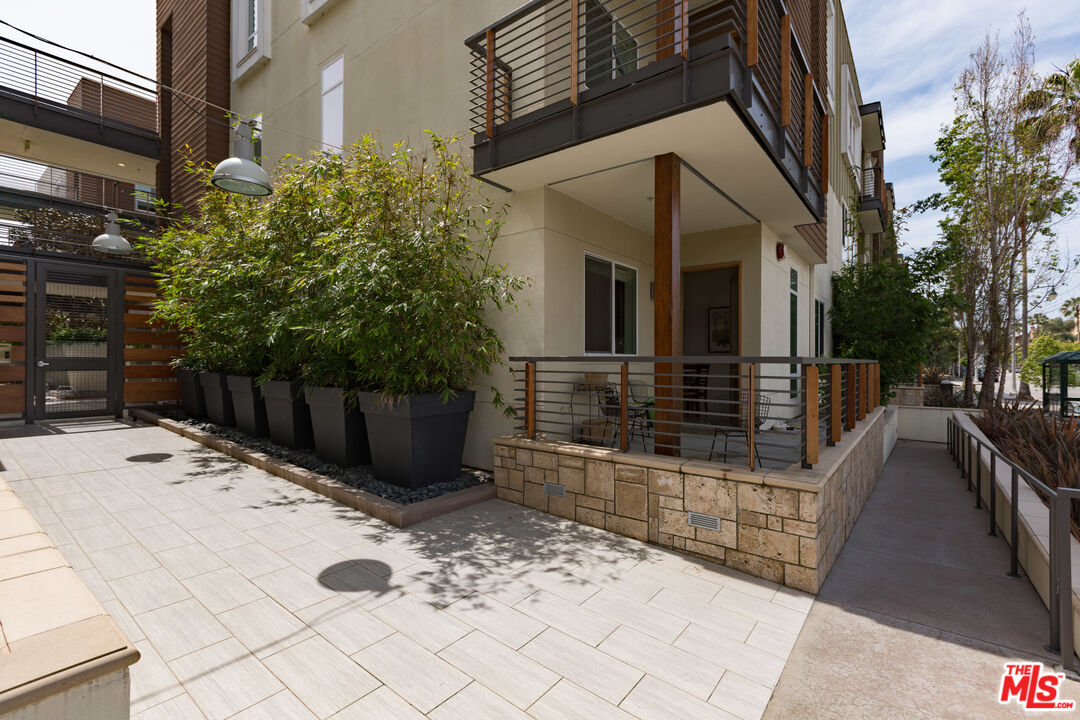 12920 RUNWAY RD Unit: 162