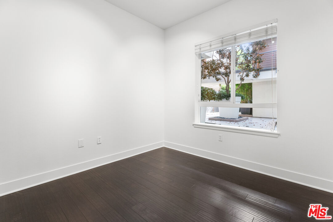 12920 RUNWAY RD Unit: 162