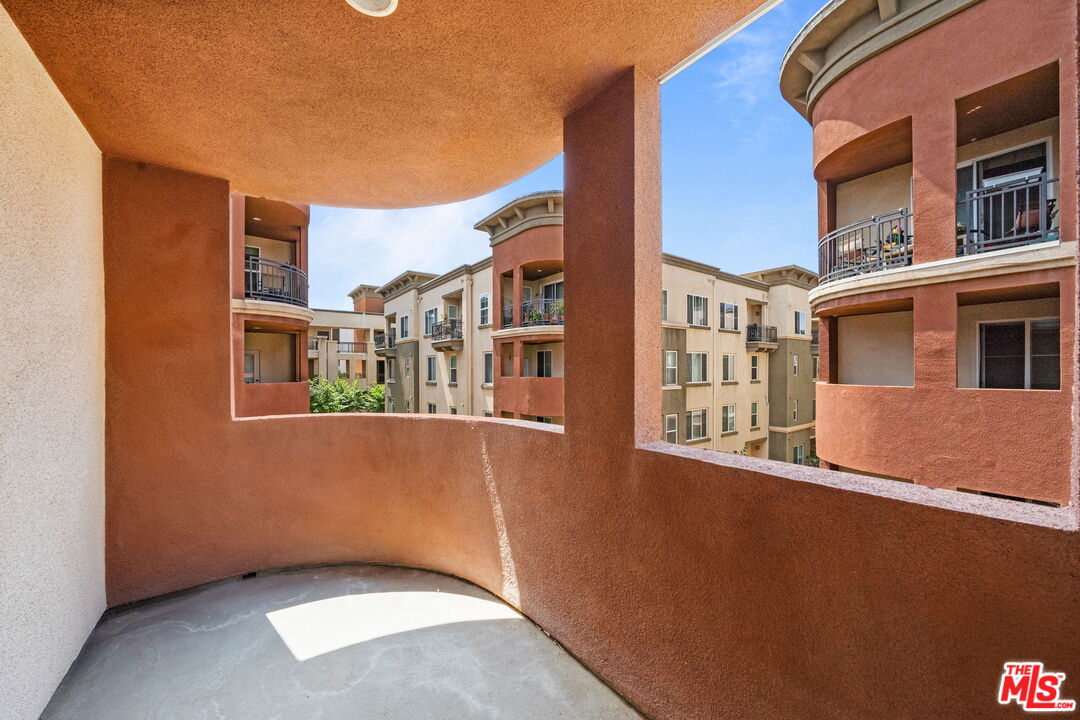 6020 Seabluff Dr Unit: 414