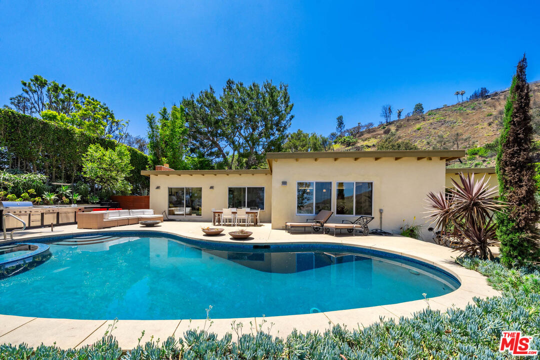 20556 Little Rock Way