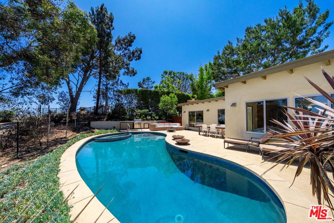 20556 Little Rock Way