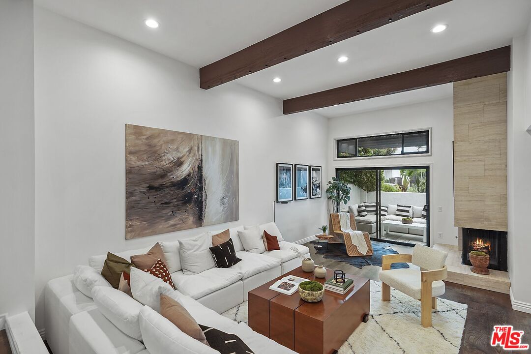 1574 Michael Ln