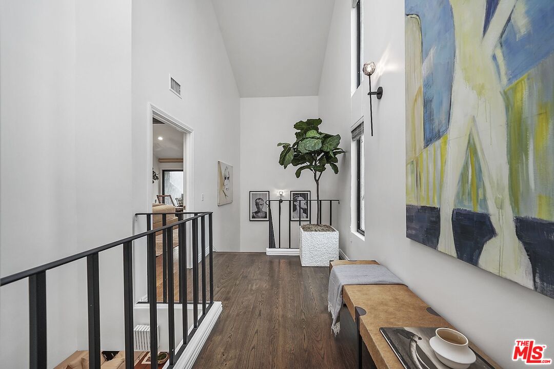 1574 Michael Ln