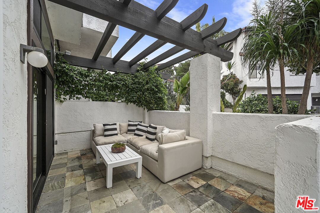 1574 Michael Ln
