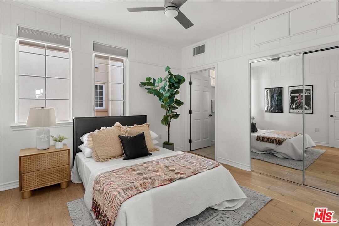 5935 Playa Vista Dr Unit: 113