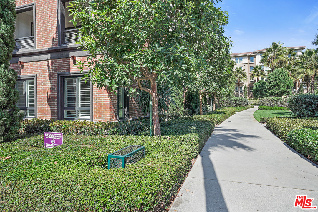 12871 Runway Rd Unit: 2