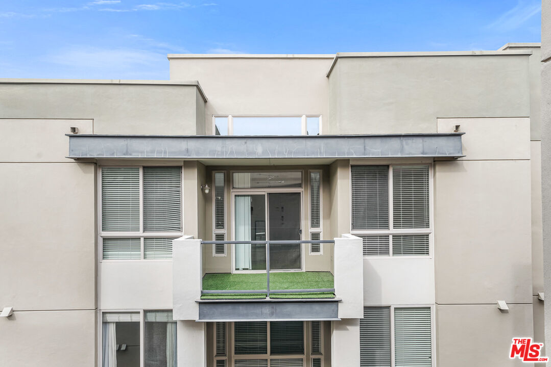 13044 PACIFIC PROMENADE Unit: 417