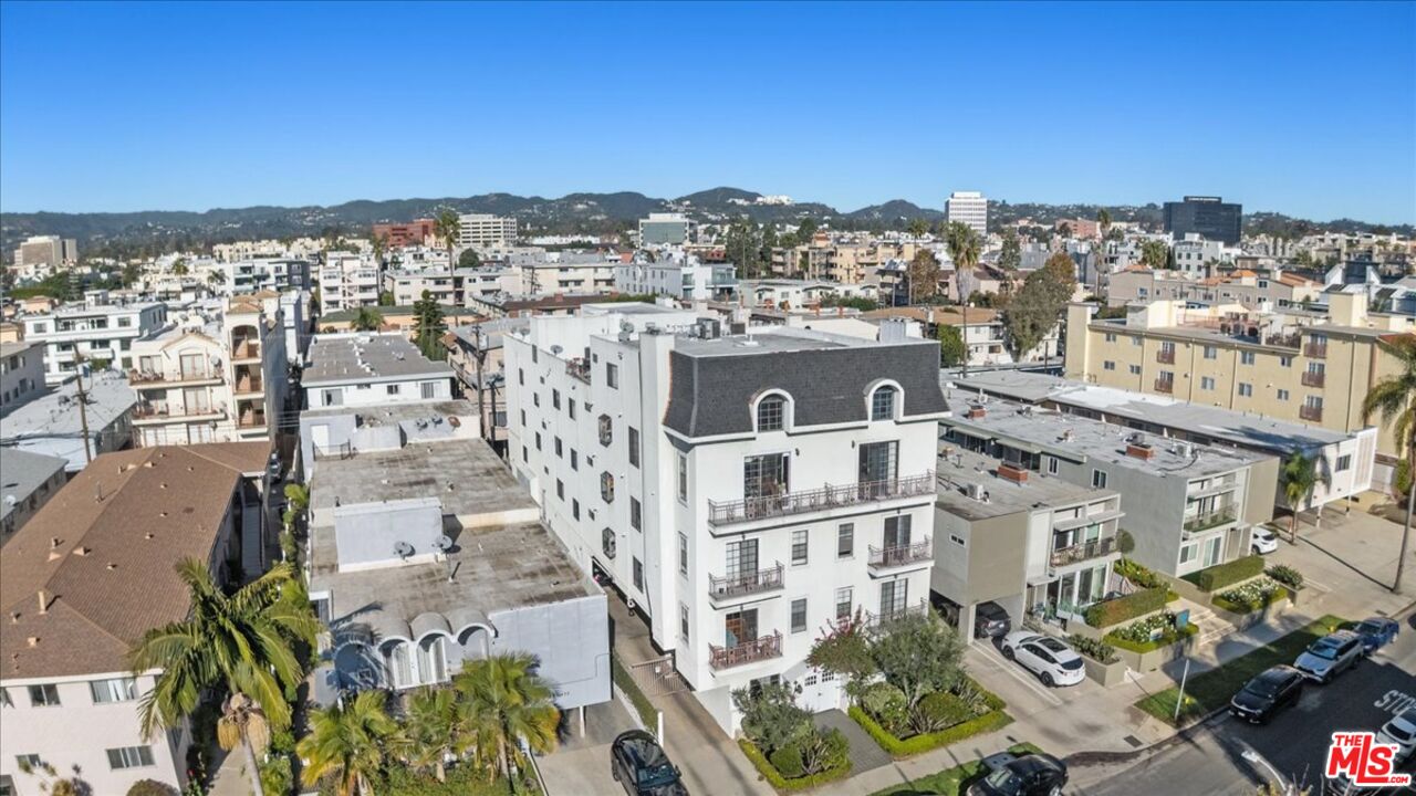 11827 Goshen Ave Unit: 201