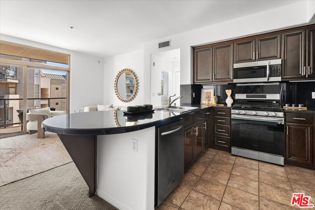 13044 Pacific Prome Unit: 306