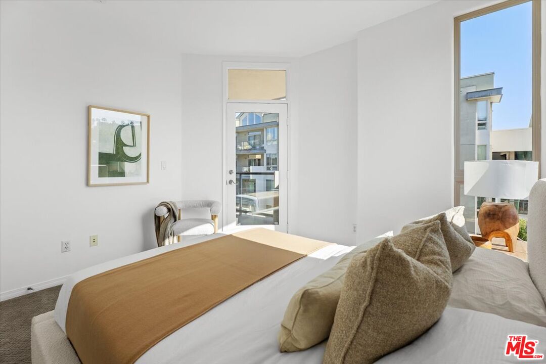 13044 Pacific Prome Unit: 306