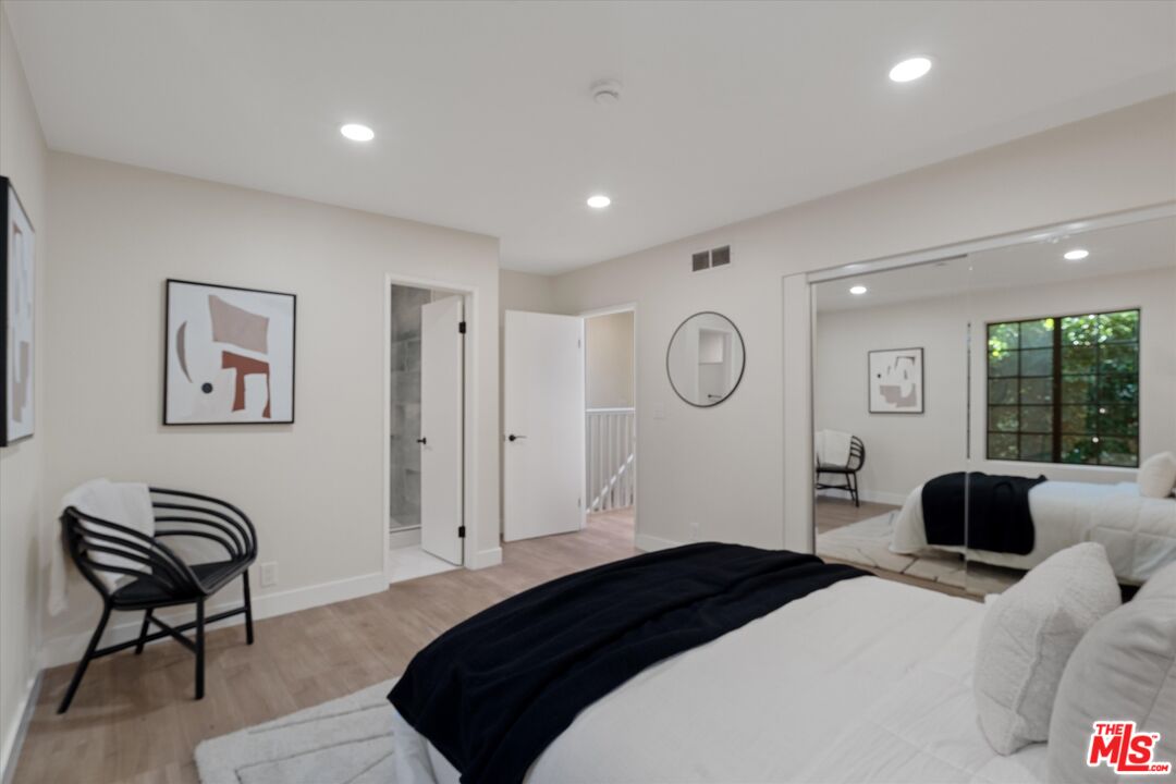 1807 10th St Unit: 4