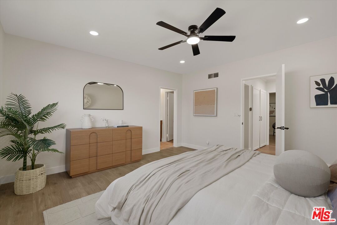 1807 10th St Unit: 4