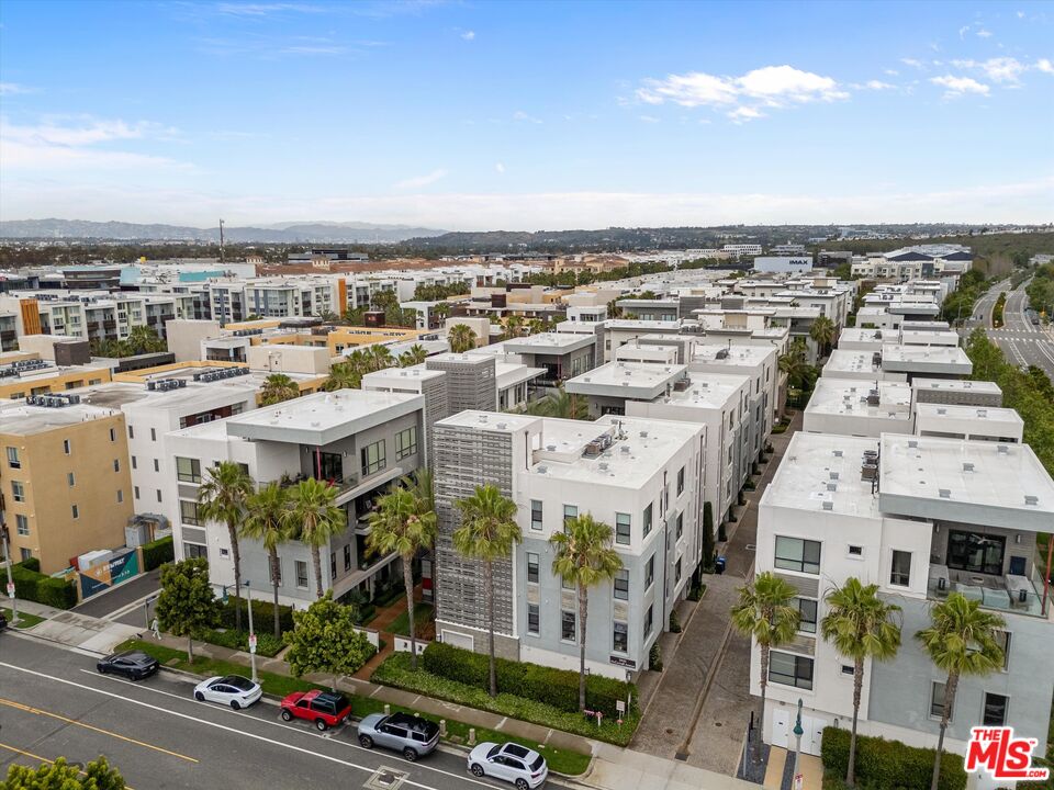 5850 Mcconnell Ave Unit: 1