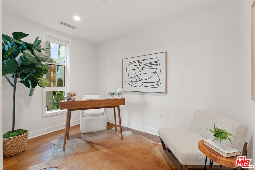 5850 Mcconnell Ave Unit: 1