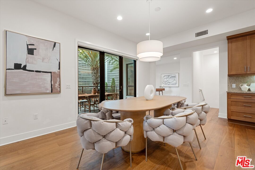 5850 Mcconnell Ave Unit: 1