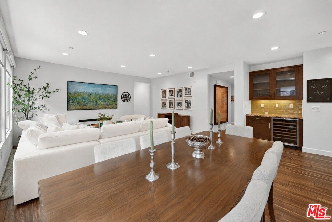 12883 Runway Rd Unit: 1