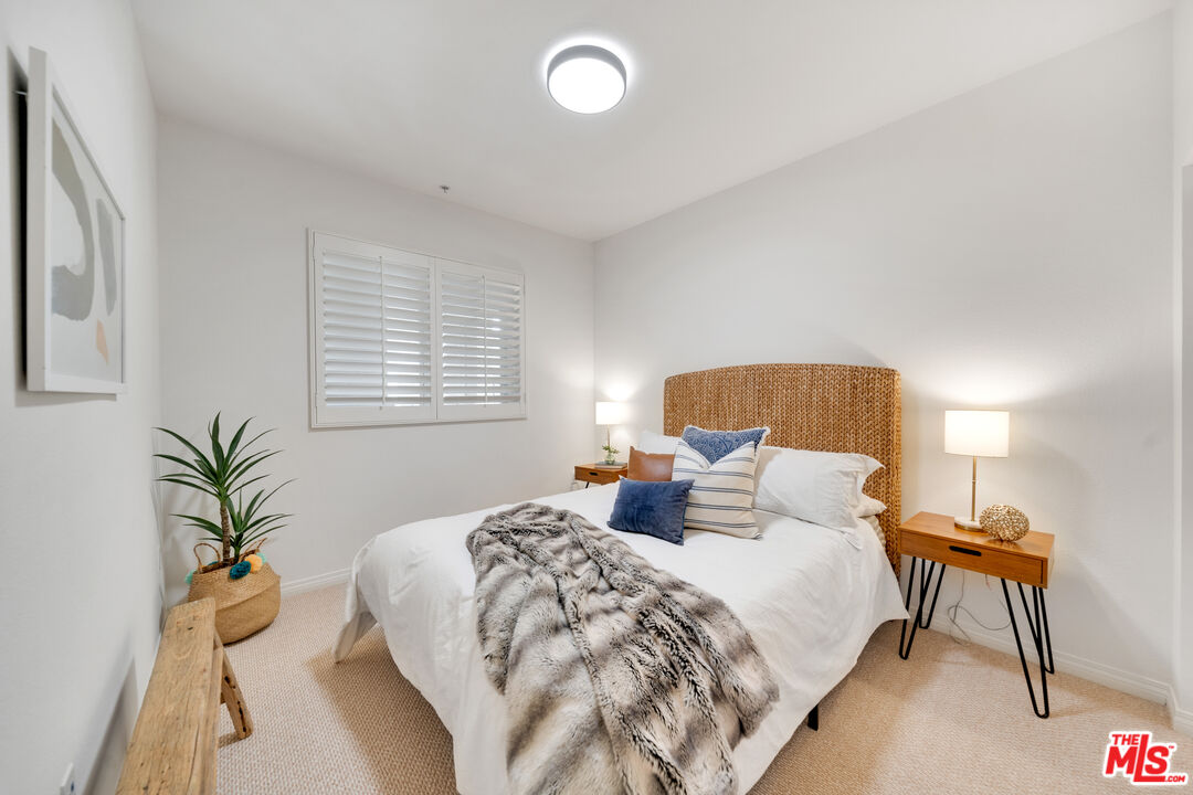 6020 Seabluff Dr Unit: 438