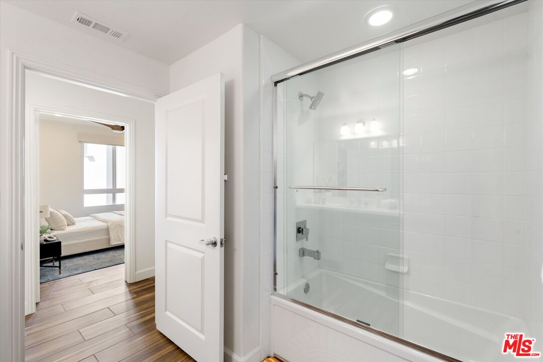12883 Runway Rd Unit: 1