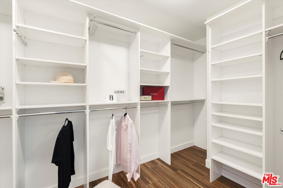 12883 Runway Rd Unit: 1