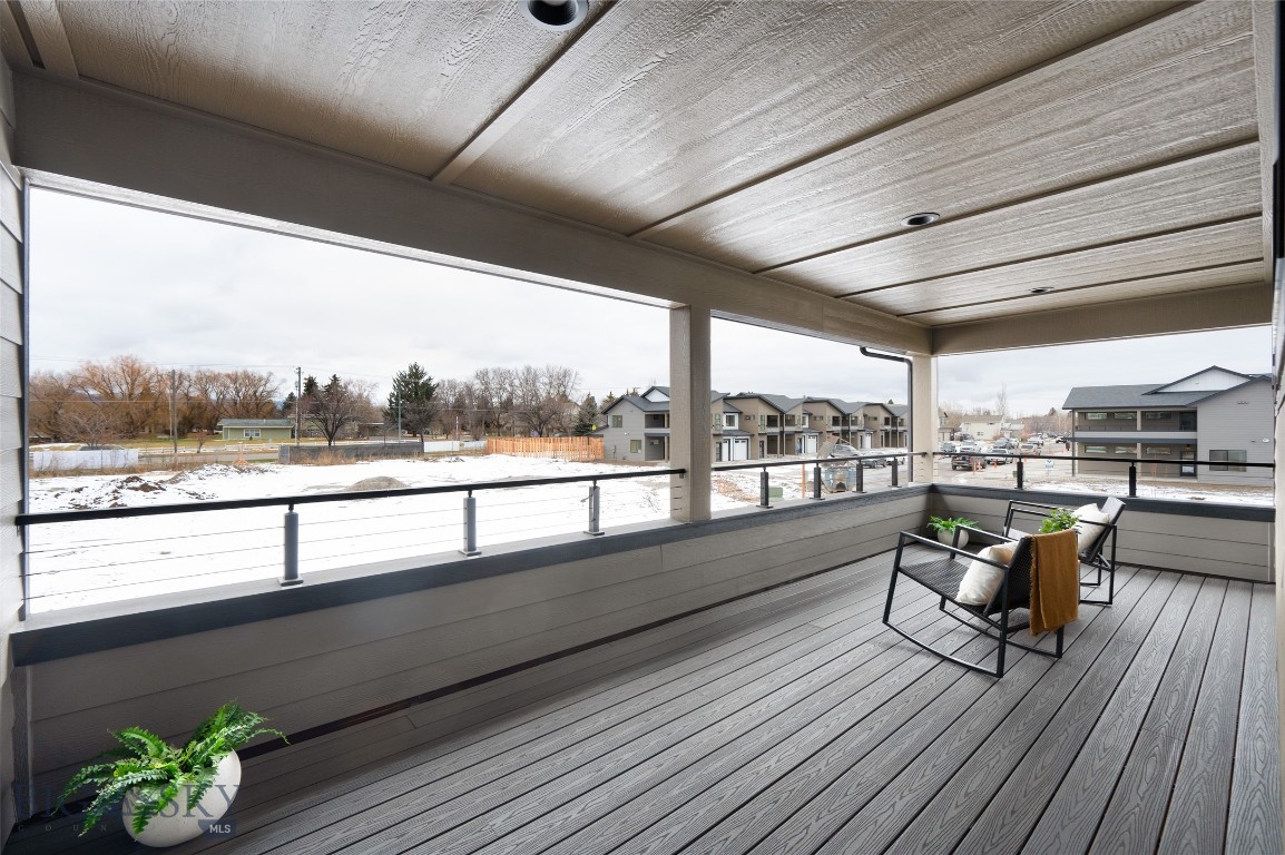 716 & 720 Rogers Way