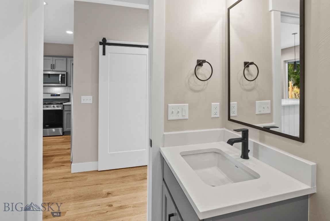 716 & 720 Rogers Way