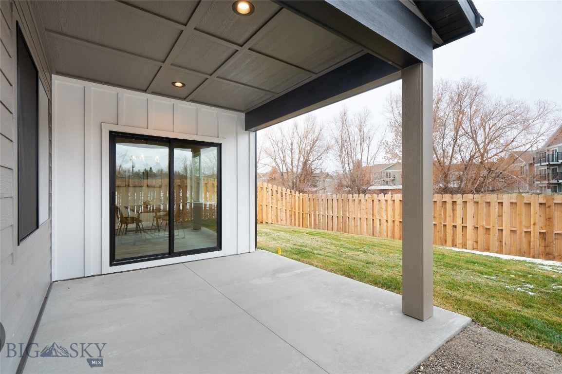 716 & 720 Rogers Way