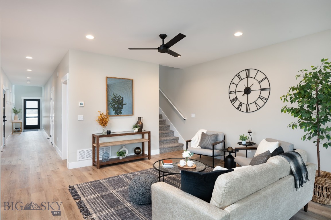 716 & 720 Rogers Way