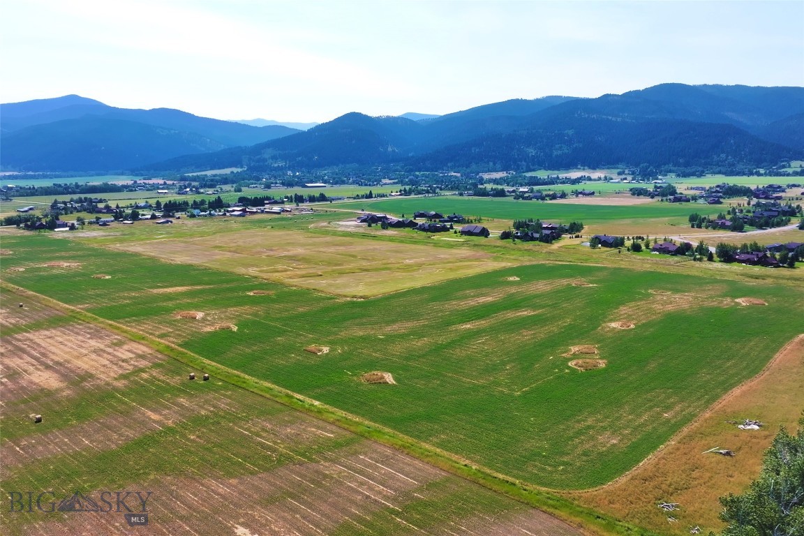 Lot 27 Glendale Loop