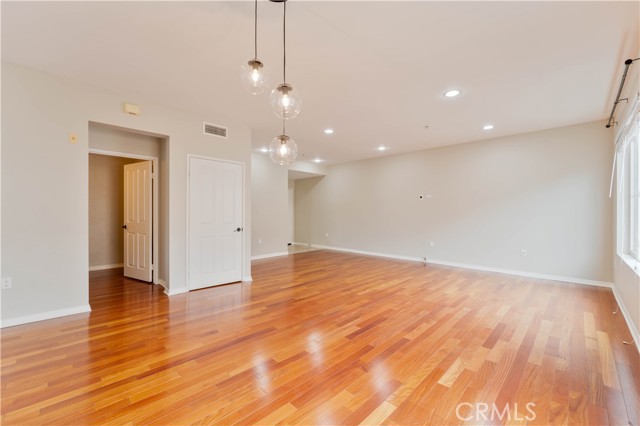 6020 Seabluff DR Unit: 414