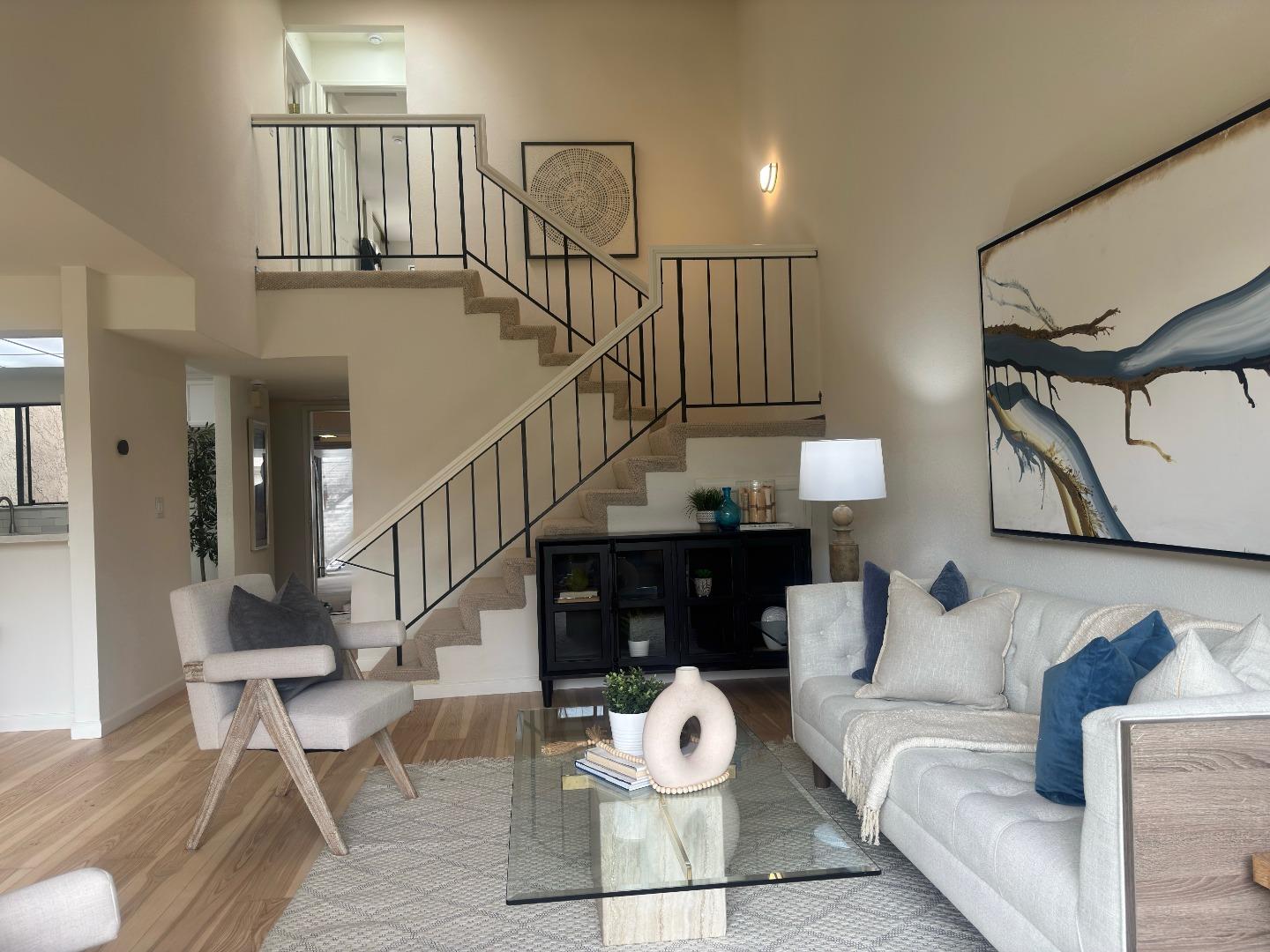 1050 Villa Maria Court