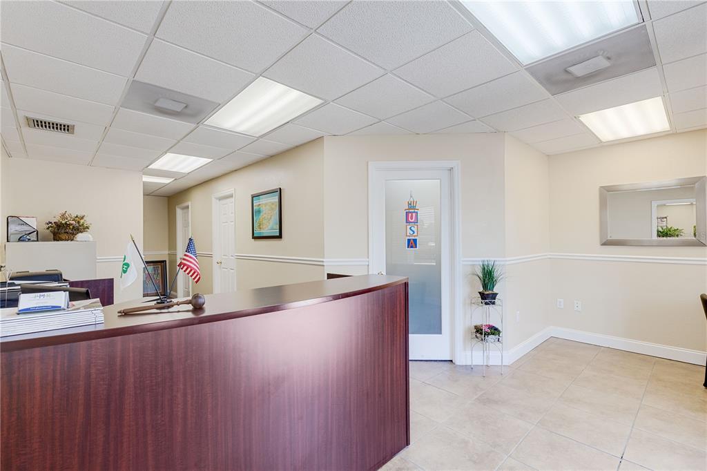 1137 S BARTOW RD
