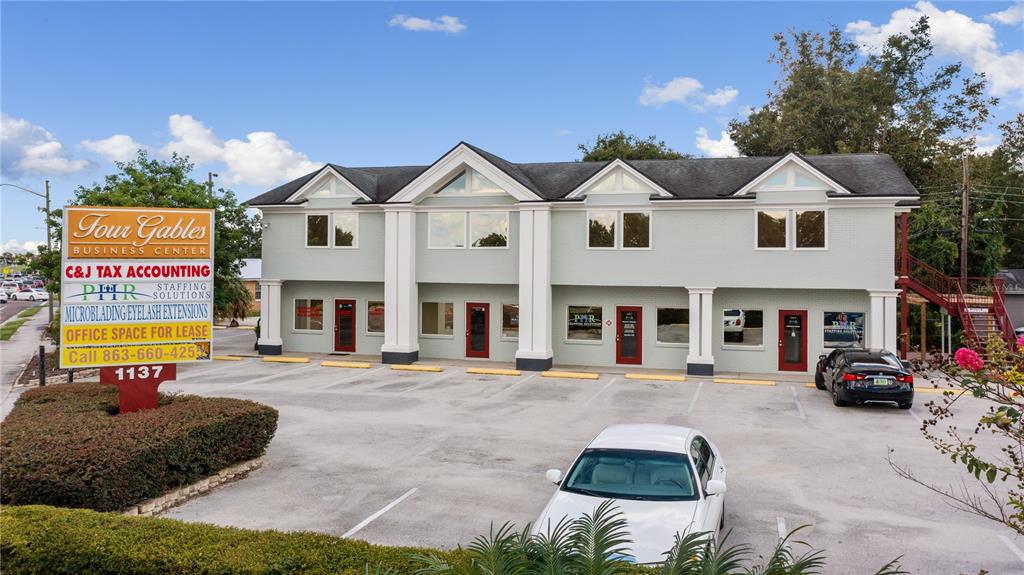 1137 S BARTOW RD
