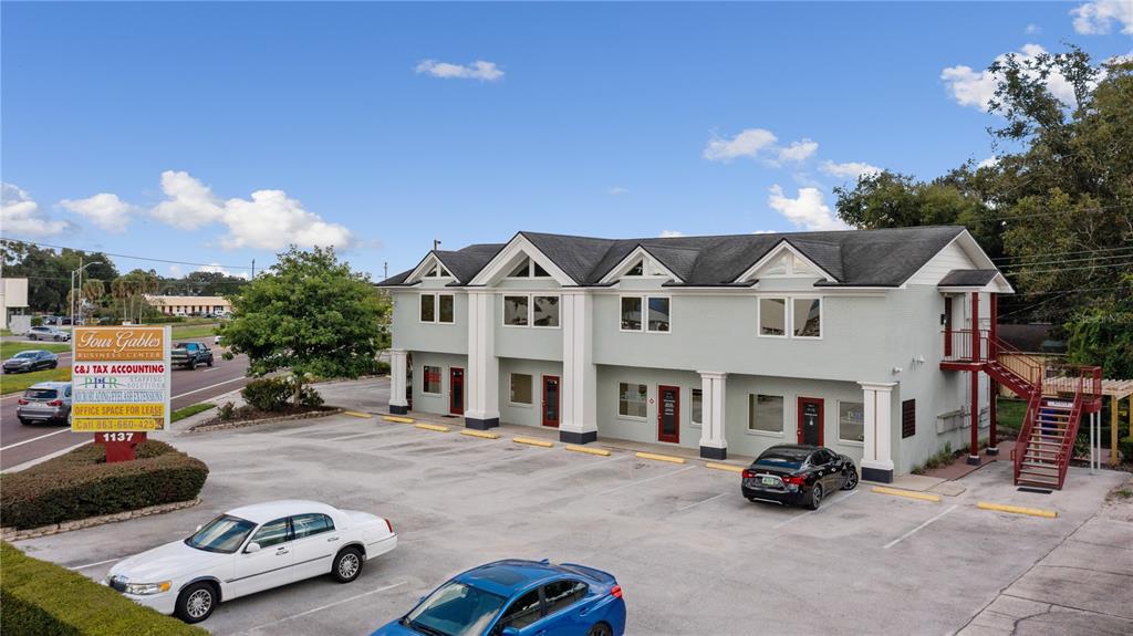 1137 S BARTOW RD