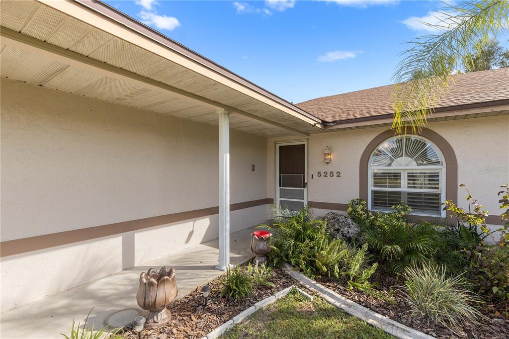 5252 MONTSERRAT DR