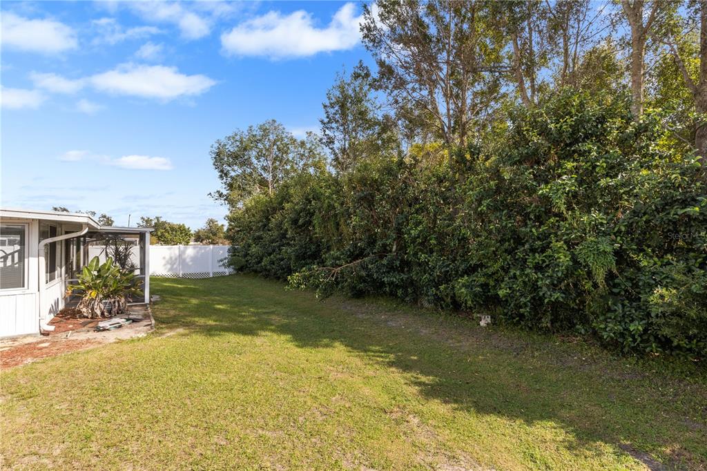5252 MONTSERRAT DR