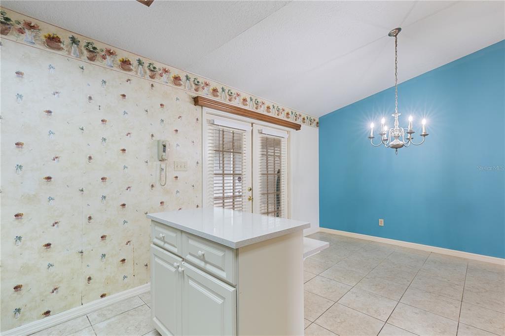 5252 MONTSERRAT DR
