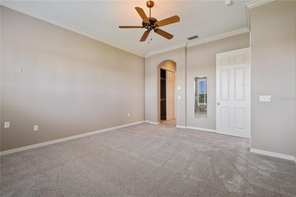 2464 LAUREL GLEN DR