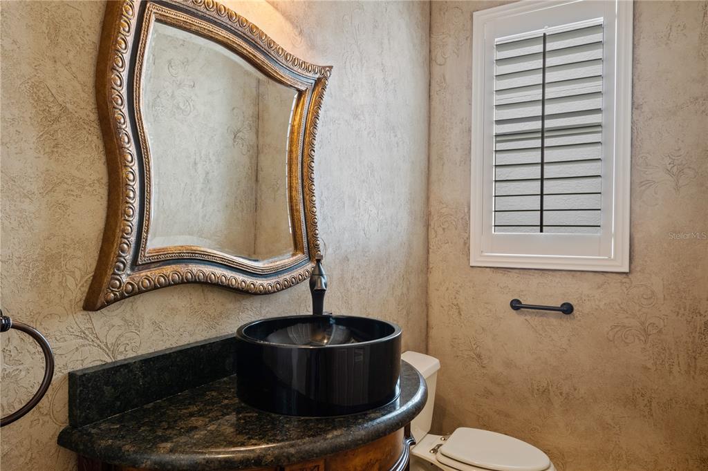 2464 LAUREL GLEN DR