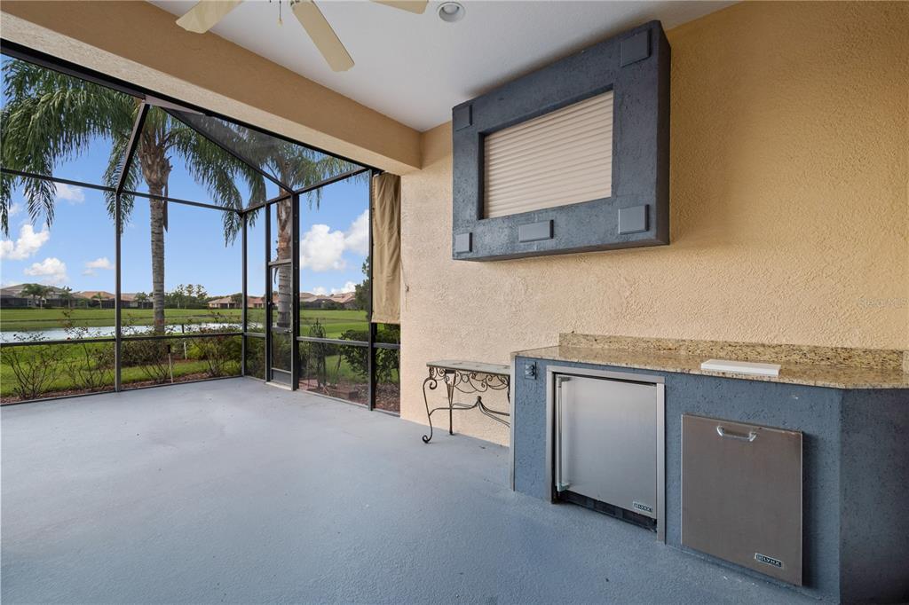 2464 LAUREL GLEN DR