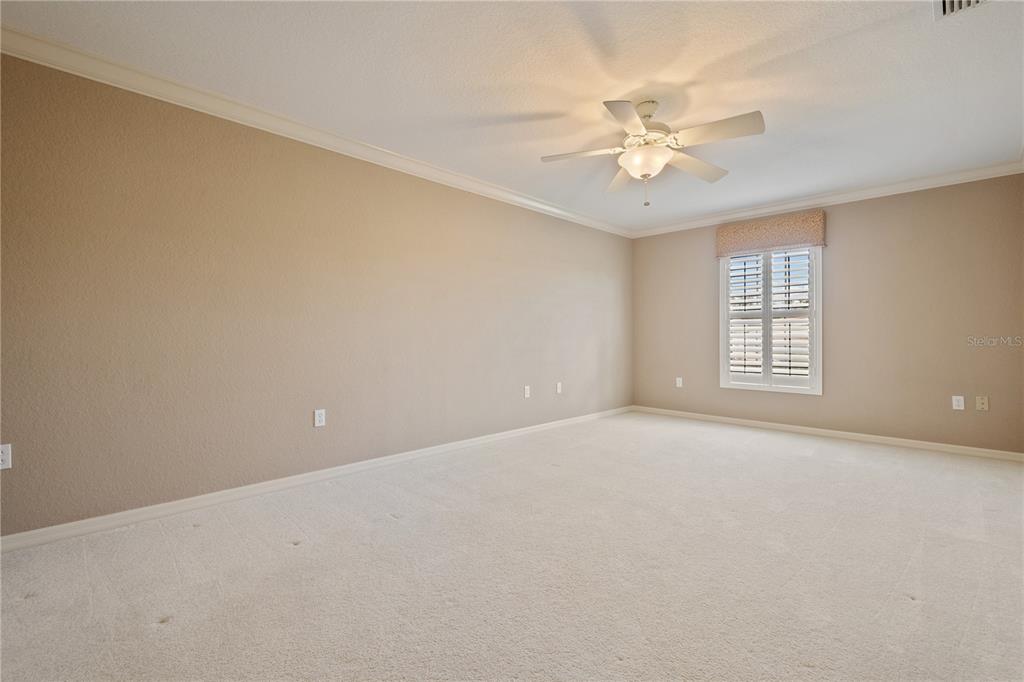 2464 LAUREL GLEN DR