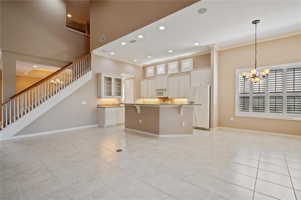 2464 LAUREL GLEN DR