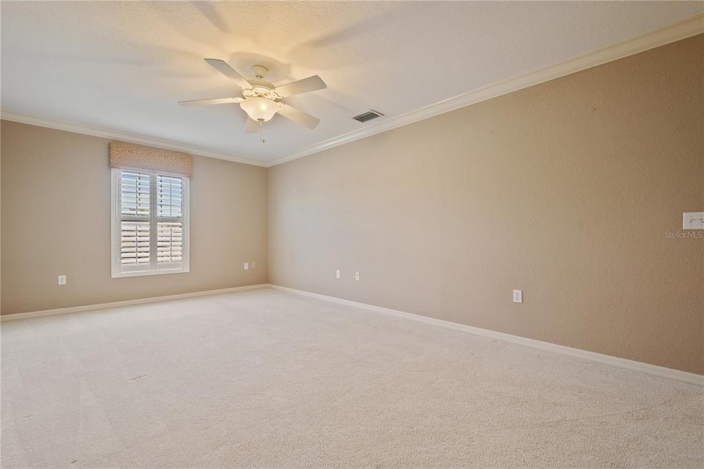 2464 LAUREL GLEN DR