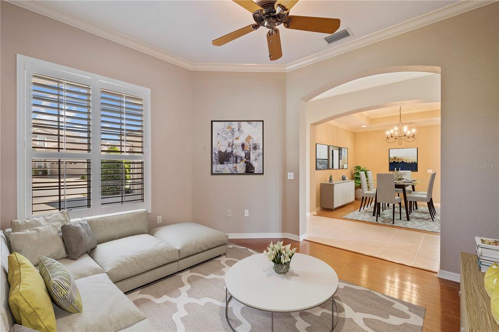 2464 LAUREL GLEN DR