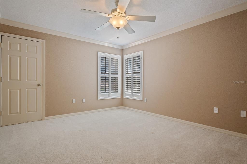 2464 LAUREL GLEN DR