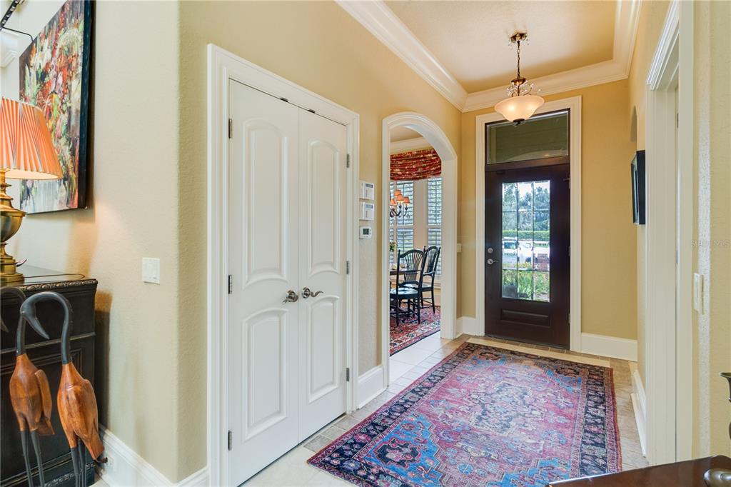 5119 IRON OAKS LN